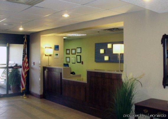 Quality Inn Clarksville - Exit 11 Interior photo