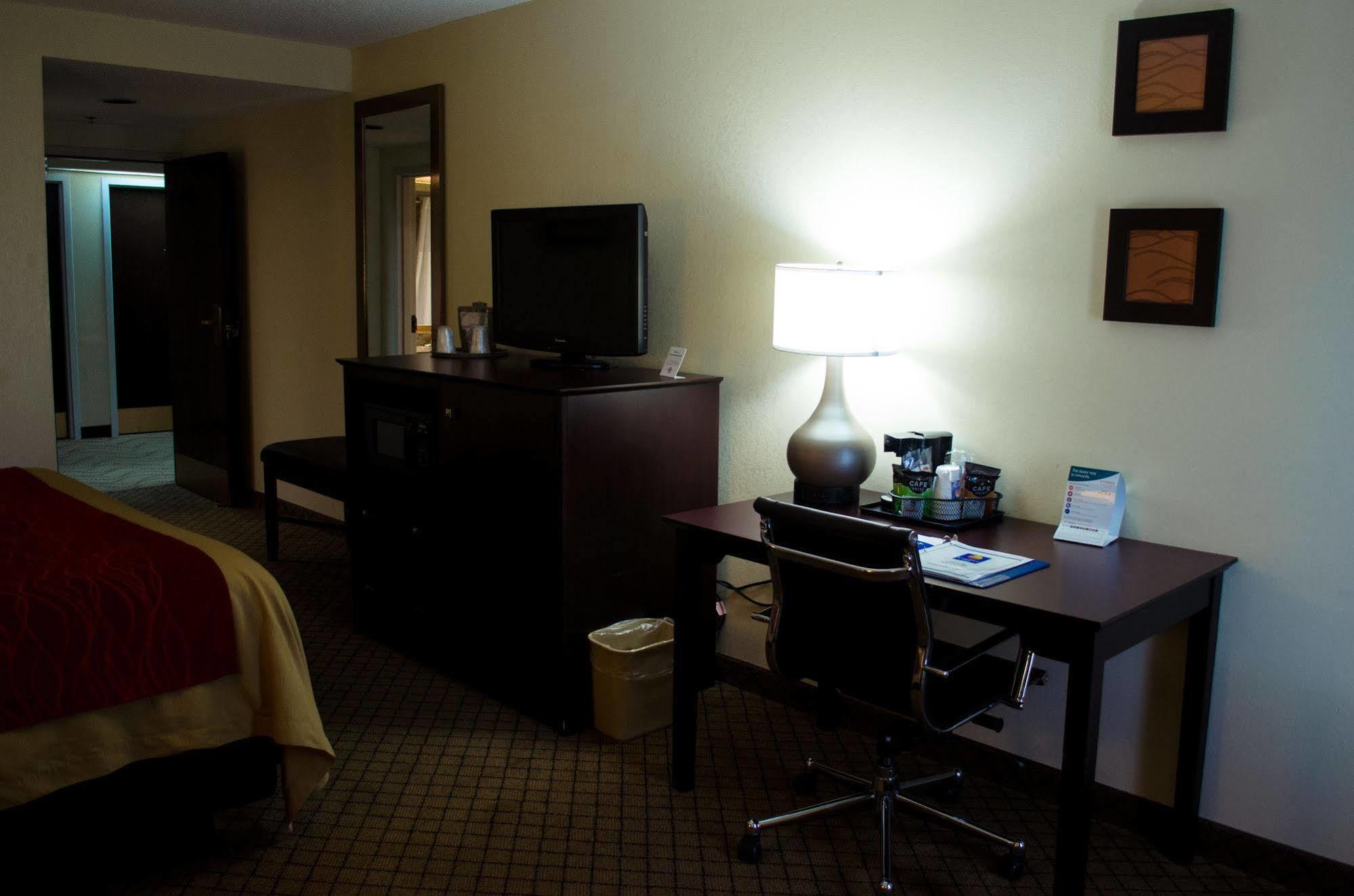 Quality Inn Clarksville - Exit 11 Exterior photo