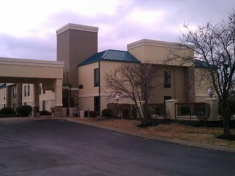 Quality Inn Clarksville - Exit 11 Exterior photo